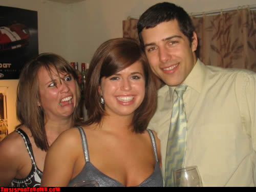 photobomb