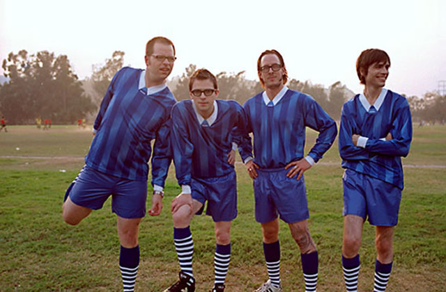 weezer foot weezer foot