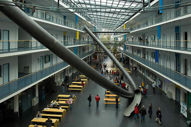 universite-munich-toboggans-post