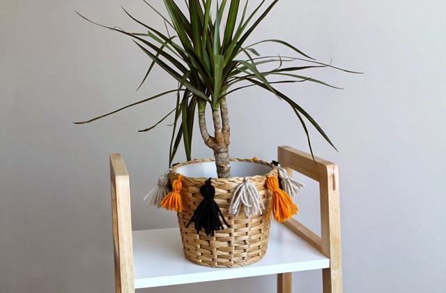 DIY — Un cache-pot à pompons