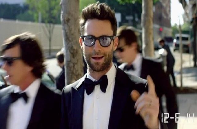 Maroon 5 se tape l’incruste dans les mariages pour le clip de « Sugar » !