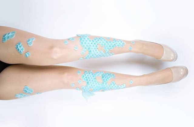 Transformez-vous en sirène avec ces collants à écailles !