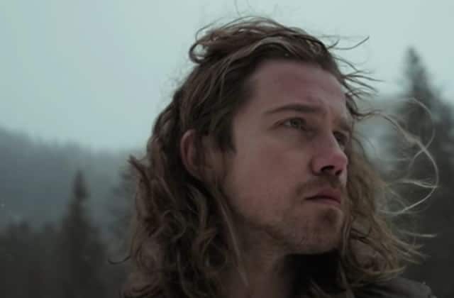Julien Doré dévoile « Le Lac », son prochain single