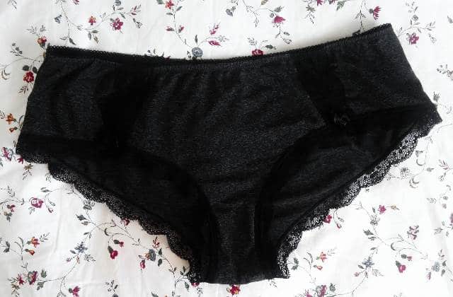 Lléna et sa culotte divine — 1 Jour 1 Culotte