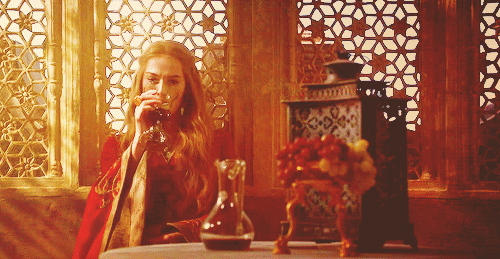cersei-drinking