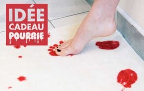 Le tapis de bain ensanglanté, une idée cadeau aussi cool que pourrie pour Noël