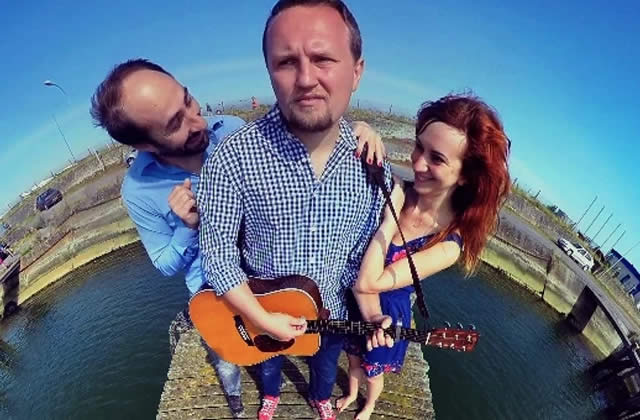 Exclu – Le clip d’Oldelaf « La Belle Histoire » avec Pénélope en guest !