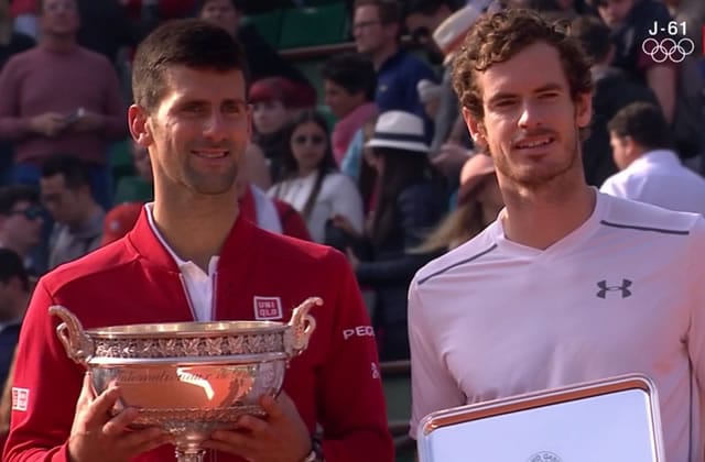 Novak Djokovic remporte Roland Garros 2016 et entre dans la légende