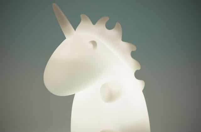La veilleuse-licorne, pour retomber en enfance chaque nuit