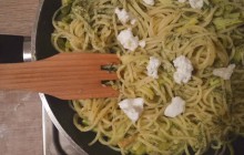 Spaghettis courgette et chèvre frais — Recette rafraîchissante du #SpaghettiDay