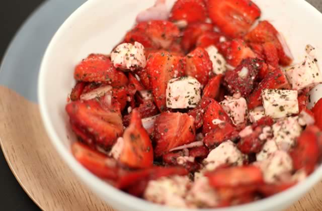 recette-salade-fraises-feta.jpg