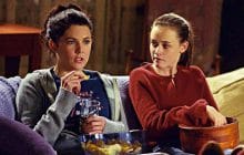 De « Friends » à « Gilmore Girls », les avantages de découvrir une série dix ans après tout le monde