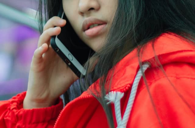 Tu détestes téléphoner ? Tu n’es pas seule !