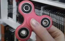 On a testé le Hand Spinner, l’objet déstressant dont tout le monde parle