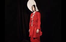The Handmaid’s Tale inspire une collection mode troublante