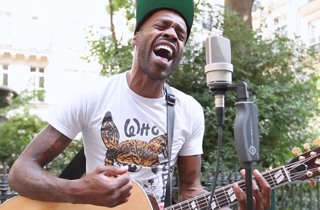Mat Bastard nous rassemble avec « Stand As One » à la guitare