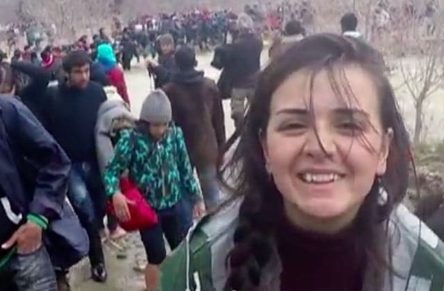 Rania, une Syrienne de 20 ans, filme sa fuite vers l’Europe dans un documentaire saisissant