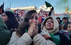 Avec les militantes féministes argentines qui ont manifesté pour le droit à l’avortement