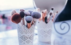 Comment choisir ses pinceaux de maquillage pour le teint ?