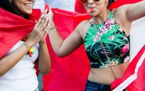 Je suis une femme et j’aimerais profiter de la Coupe du Monde tranquille
