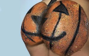 Transformer son cul en citrouille, en voilà une belle idée pour Halloween