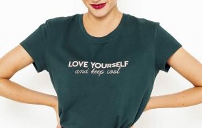 Des t-shirts et sweats à messages positifs pour te booster le moral