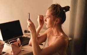Comment maquiller une peau acnéique ?