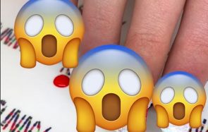 Le nail-art « serviettes hygiéniques », était-ce vraiment nécessaire ?