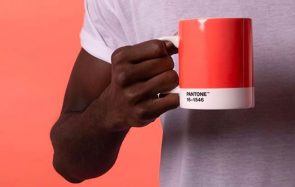 Comment utiliser le maquillage corail, la couleur Pantone de 2019