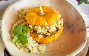 La mini-courge farcie au quinoa et gingembre, une recette aussi chou que bonne