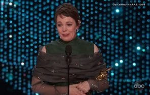 Le discours drôle et émouvant d’Olivia Colman, primée aux Oscars