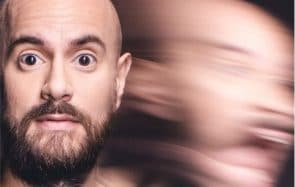 Kyan Khojandi met son spectacle « Pulsions » sur YouTube !