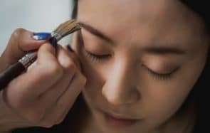 maquillage des sourcils