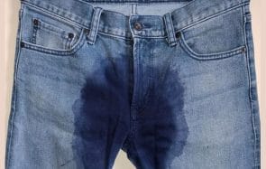 Le jean effet « j’ai fait pipi »… POURQUOI ?