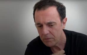 « Je vois mon père avec un fusil, qui tient ma mère en joue »