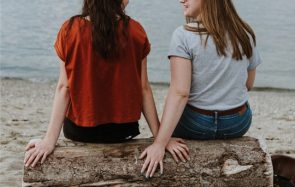 Draguer une personne timide : le guide pratique