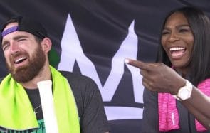 Serena Williams joue au tennis contre des mecs… la suite ne va pas t’étonner !