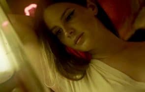 Lana Del Rey partage deux morceaux en attendant son nouvel album
