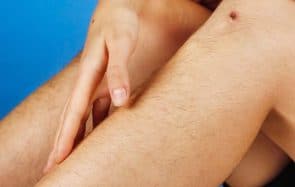 Découvre @lesensdupoil, des vrais poils féminins mis en lumière