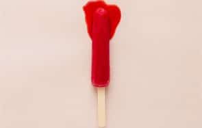 Quand ma meilleure amie m’a mis un tampon à l’aide d’une brosse à dents