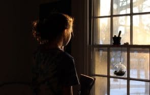 Je vis avec ma mère dépressive, et je me sens coupable