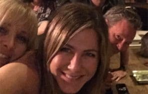 Jennifer Aniston casse Internet en réunissant la bande de Friends