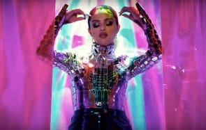 Selena Gomez fait son grand retour après 4 ans d’absence (+ du drama)