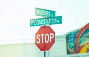 Quelle procrastinatrice es-tu ? Fais ce test pour le découvrir !