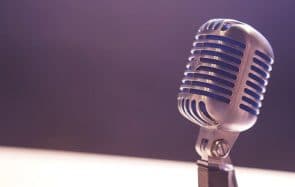 Lance-toi dans les podcasts en participant au concours « Ton Podcast Pour l’Égalité »