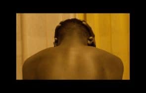 « Dans le noir, les hommes pleurent », un docu poignant sur la masculinité
