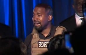 Kim Kardashian appelle à la compassion envers Kanye West